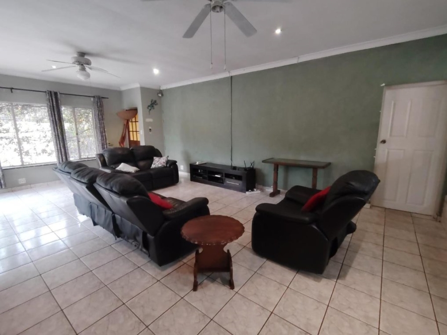 4 Bedroom Property for Sale in Rustivia Gauteng