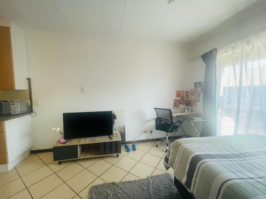 1 Bedroom Property for Sale in Sagewood Gauteng