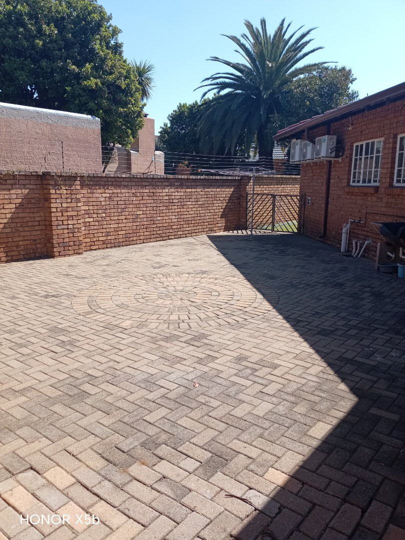 3 Bedroom Property for Sale in Sunward Park Gauteng