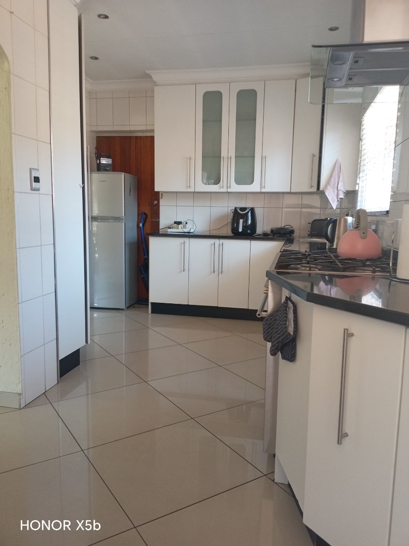 3 Bedroom Property for Sale in Sunward Park Gauteng