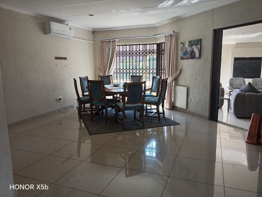 3 Bedroom Property for Sale in Sunward Park Gauteng