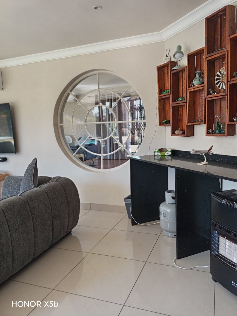 3 Bedroom Property for Sale in Sunward Park Gauteng