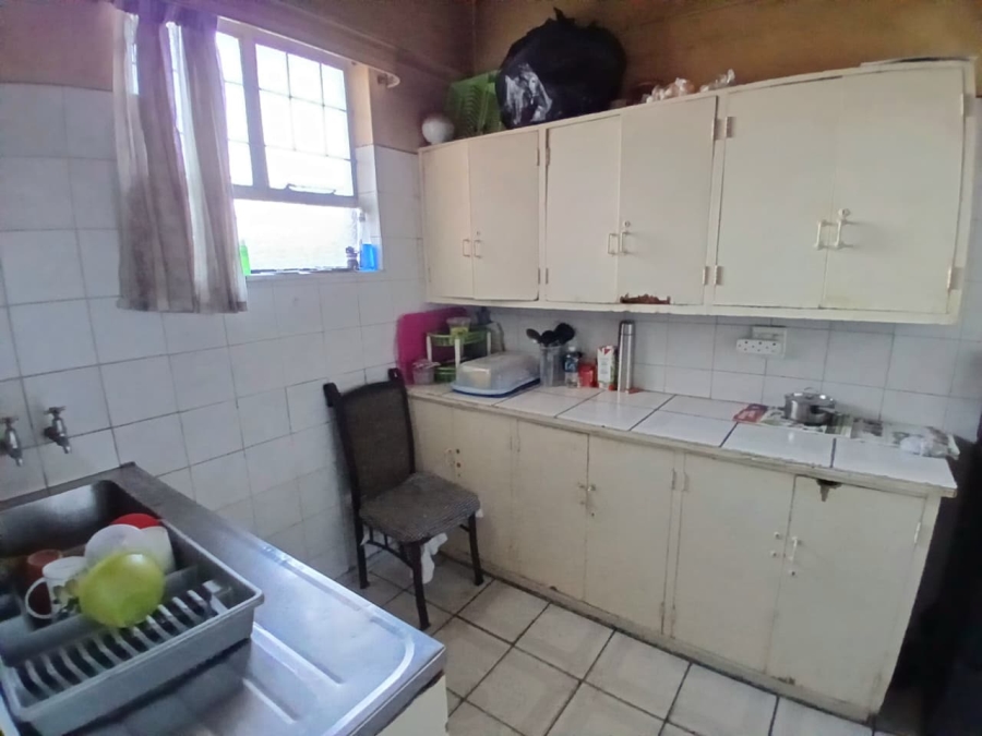 2 Bedroom Property for Sale in Gezina Gauteng