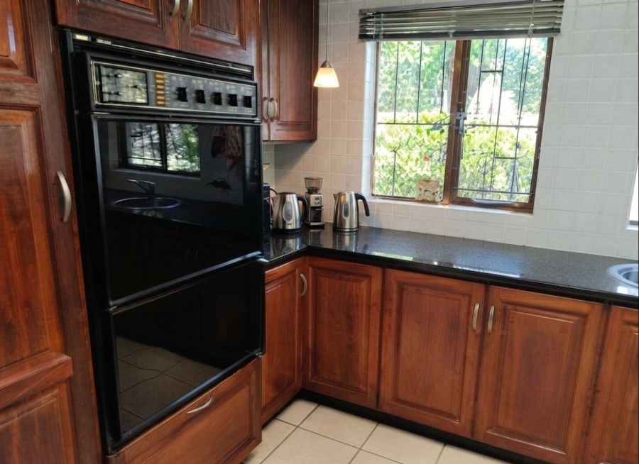 5 Bedroom Property for Sale in Northcliff Gauteng