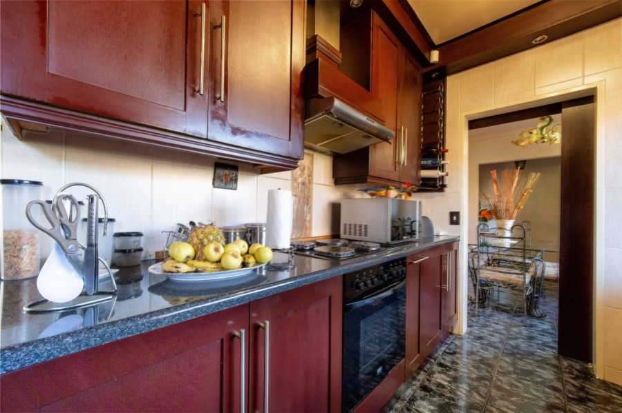 3 Bedroom Property for Sale in Brackendowns Gauteng
