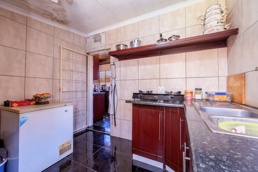 3 Bedroom Property for Sale in Brackendowns Gauteng