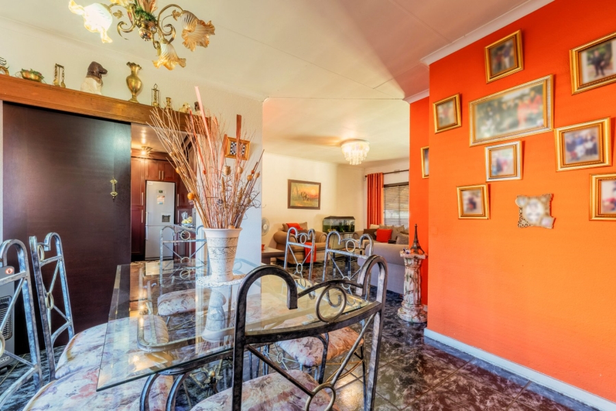3 Bedroom Property for Sale in Brackendowns Gauteng