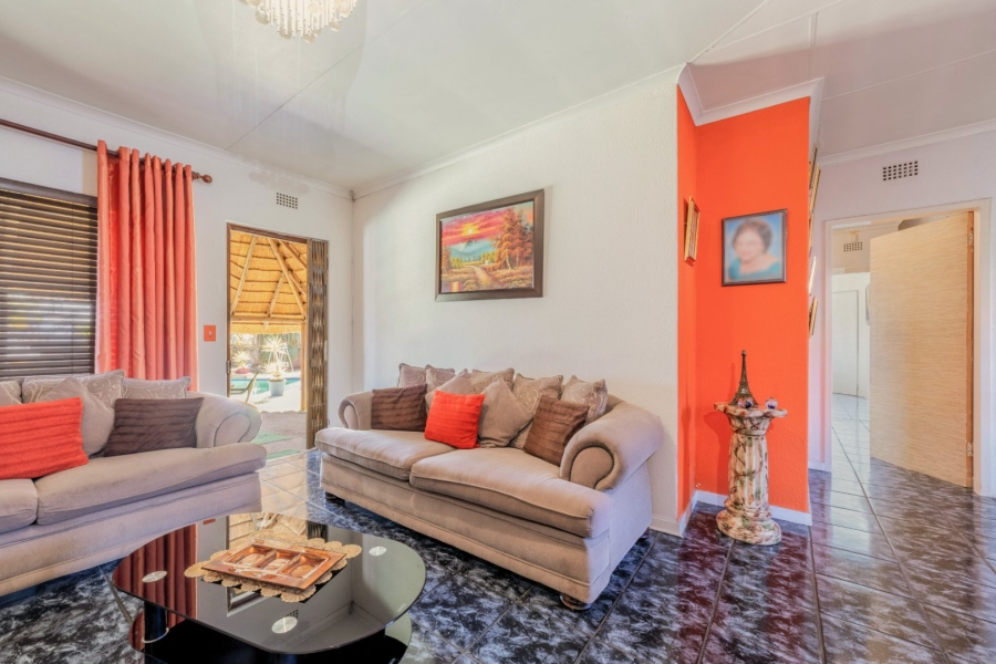 3 Bedroom Property for Sale in Brackendowns Gauteng