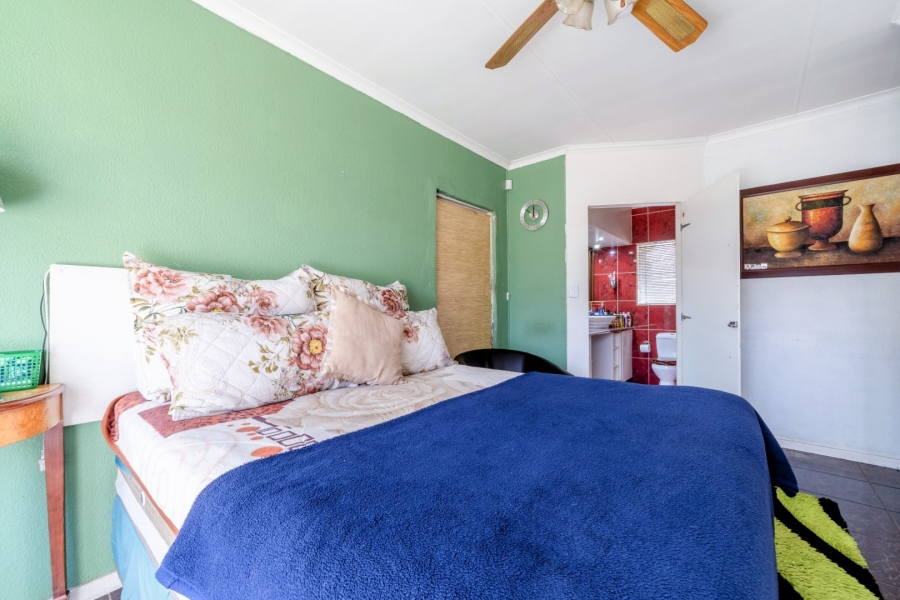 3 Bedroom Property for Sale in Brackendowns Gauteng