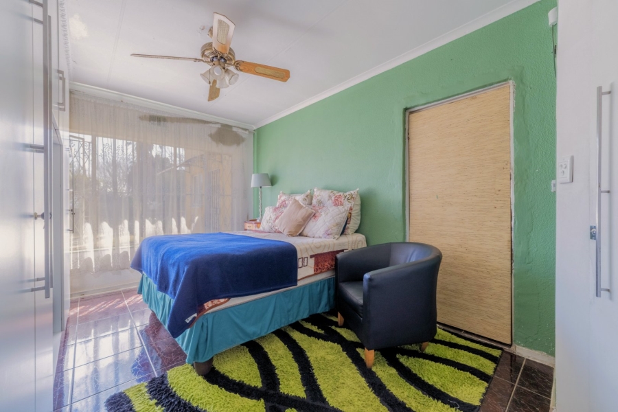 3 Bedroom Property for Sale in Brackendowns Gauteng