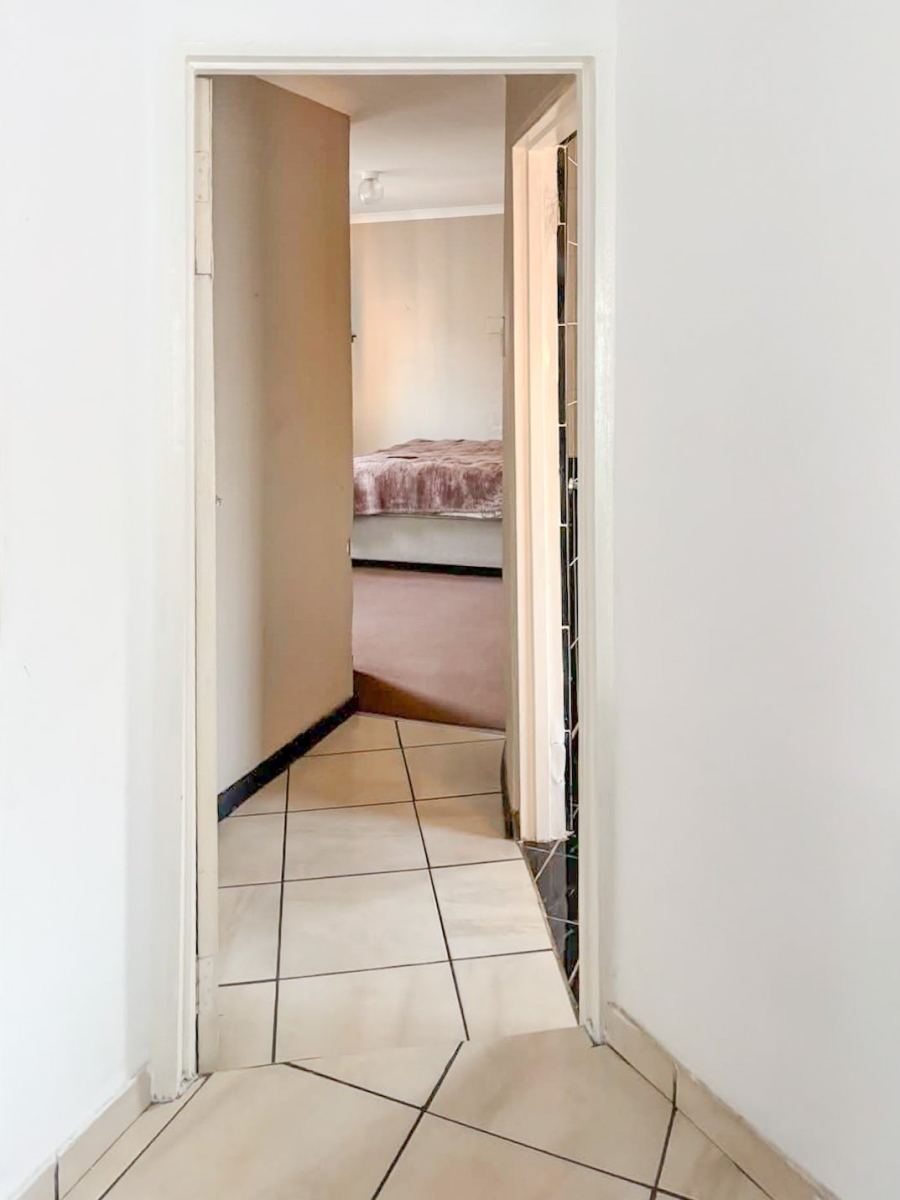 3 Bedroom Property for Sale in Brackendowns Gauteng