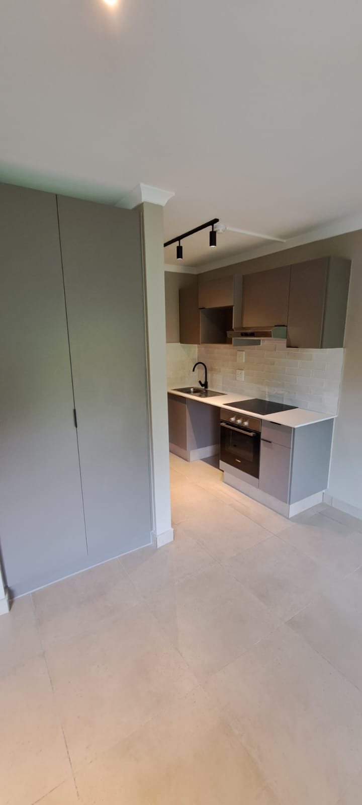 1 Bedroom Property for Sale in Bedfordview Gauteng