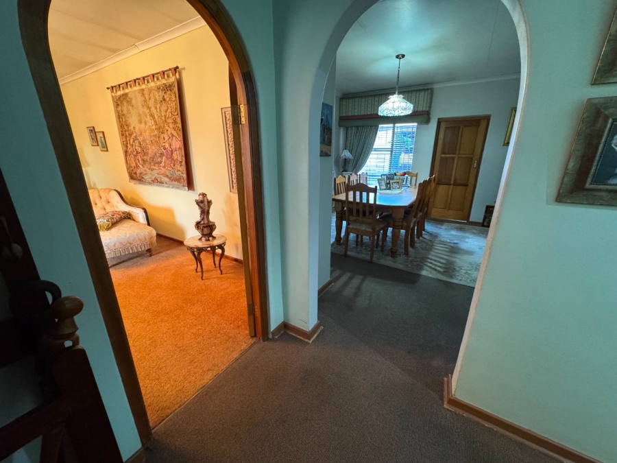 4 Bedroom Property for Sale in Glen Marais Gauteng