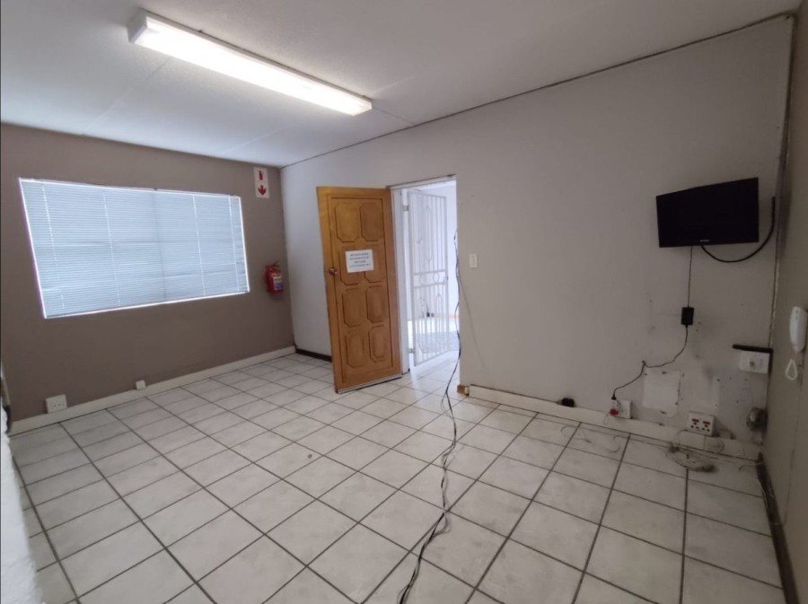 To Let Commercial Property for Rent in Sunward Park Gauteng