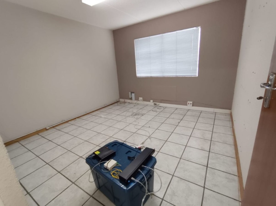 To Let Commercial Property for Rent in Sunward Park Gauteng