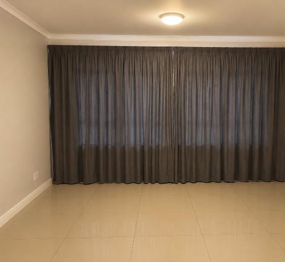 3 Bedroom Property for Sale in Mountain View Gauteng