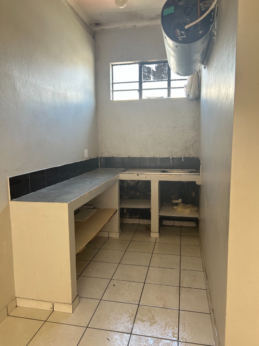 75 Bedroom Property for Sale in Germiston Central Gauteng