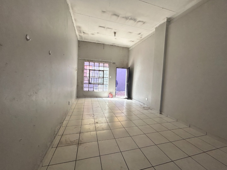 75 Bedroom Property for Sale in Germiston Central Gauteng