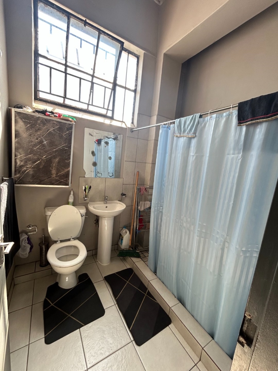 75 Bedroom Property for Sale in Germiston Central Gauteng