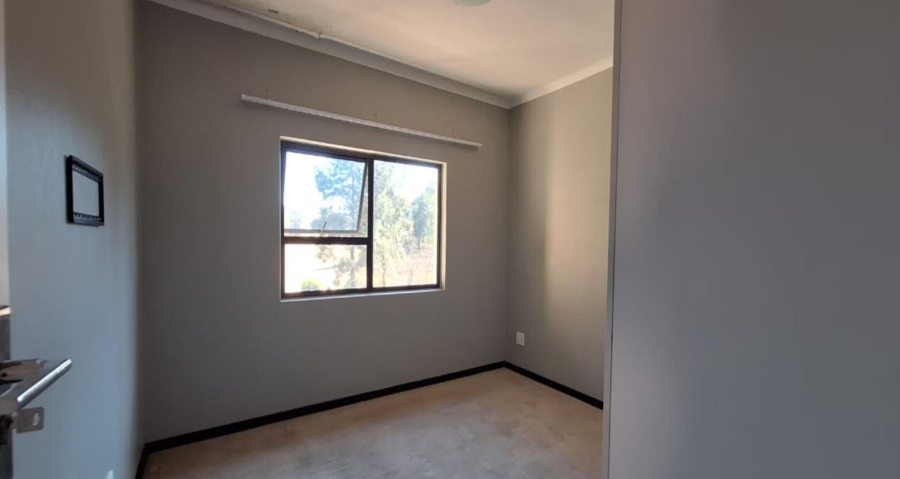 2 Bedroom Property for Sale in Lilianton Gauteng