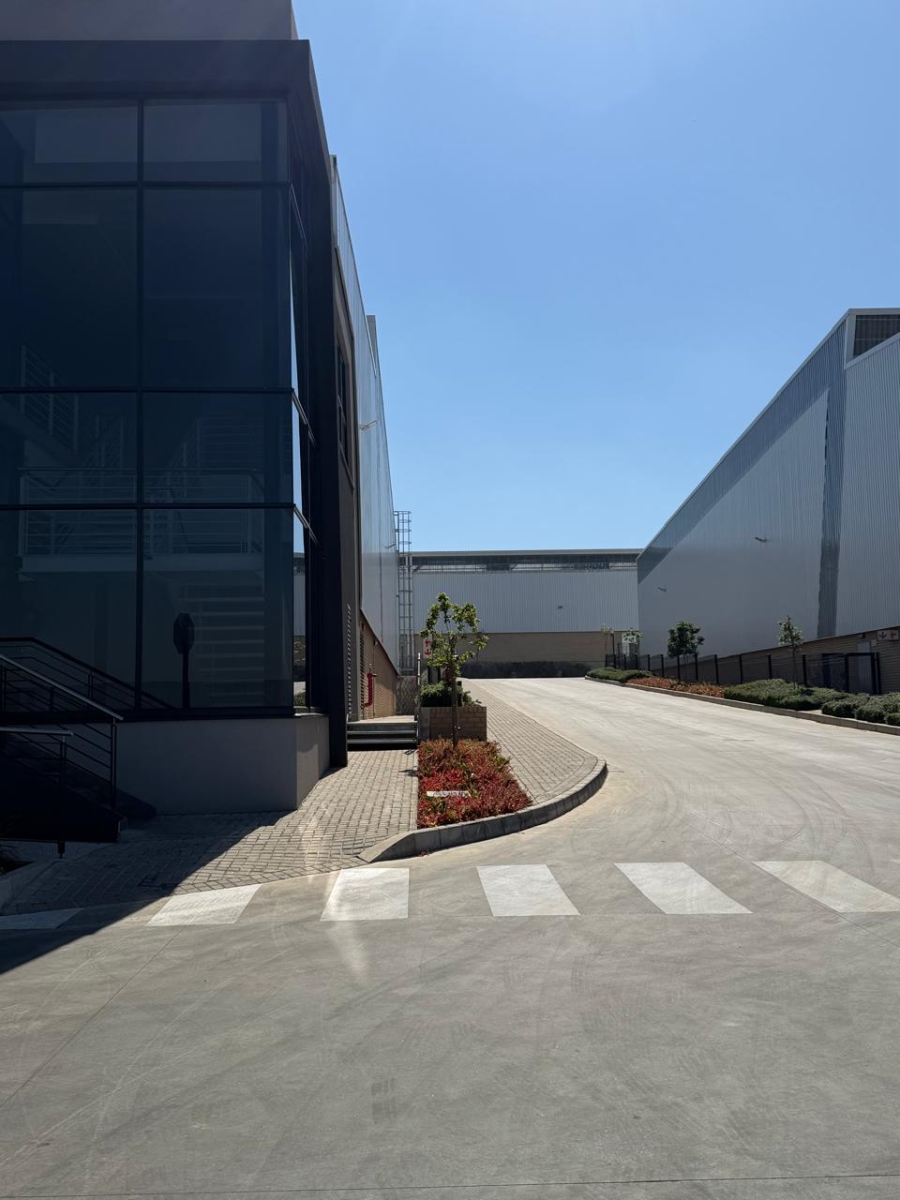 To Let Commercial Property for Rent in Airport Park Gauteng