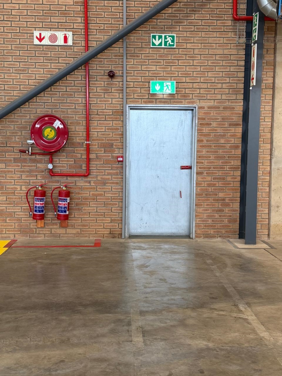 To Let Commercial Property for Rent in Airport Park Gauteng
