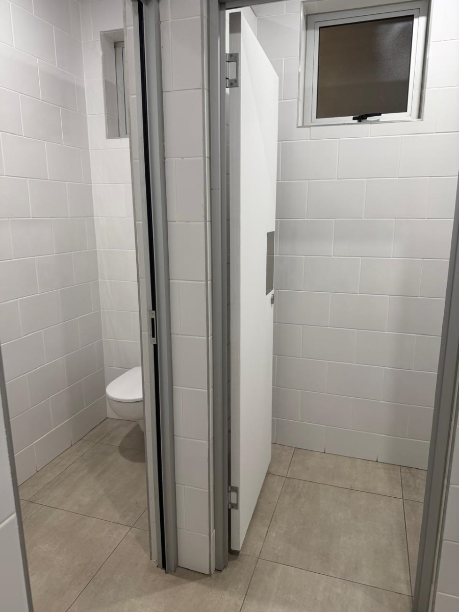 To Let Commercial Property for Rent in Airport Park Gauteng