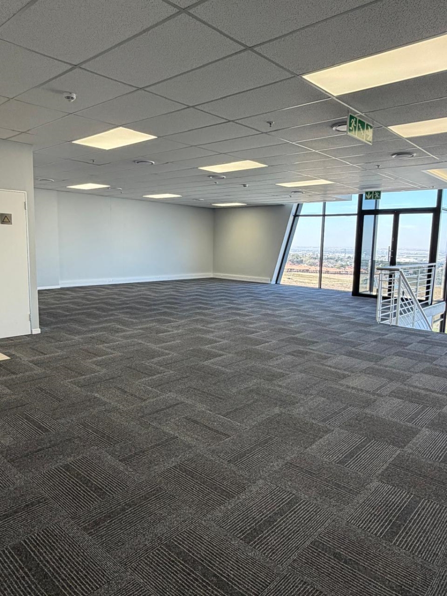 To Let Commercial Property for Rent in Airport Park Gauteng