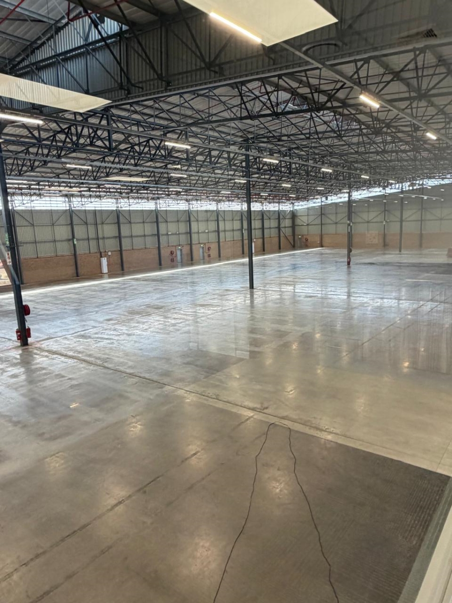 To Let Commercial Property for Rent in Airport Park Gauteng