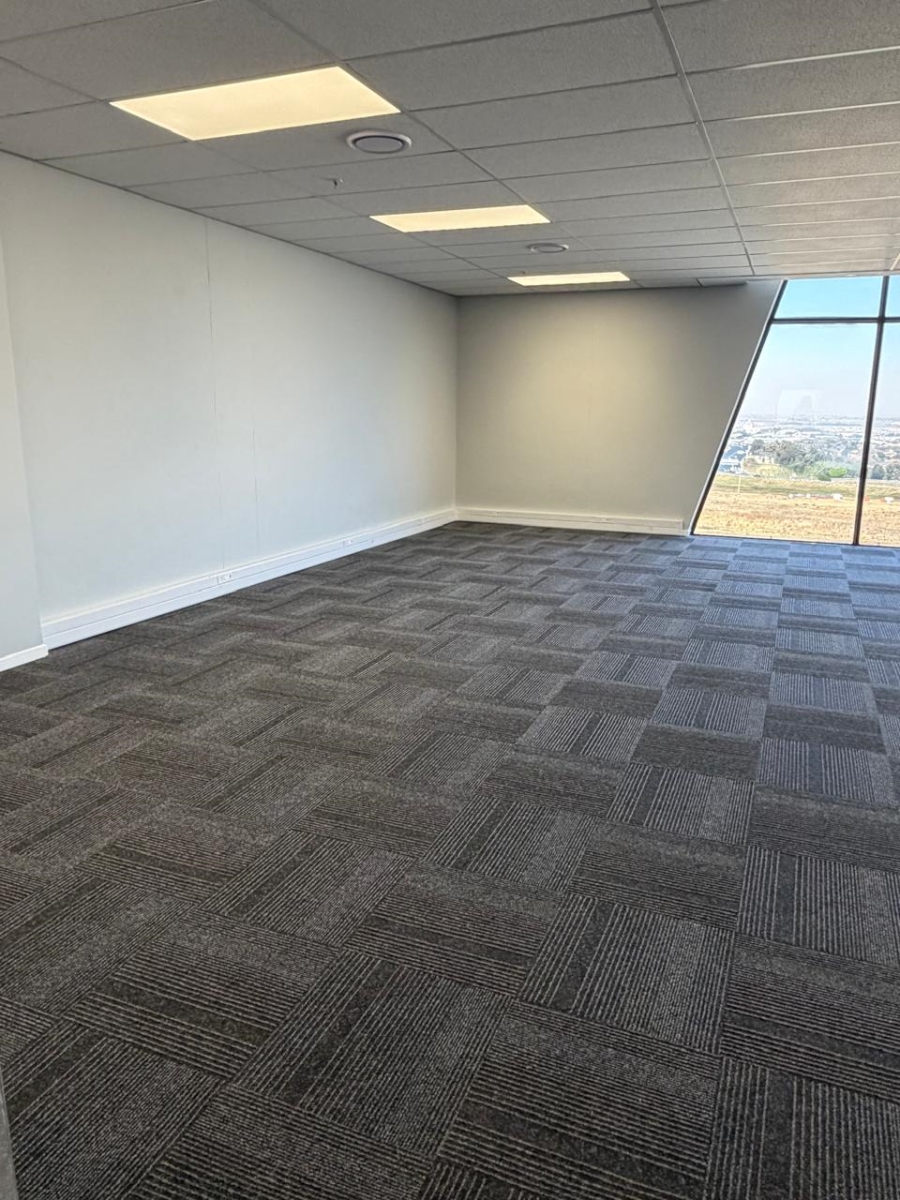 To Let Commercial Property for Rent in Airport Park Gauteng