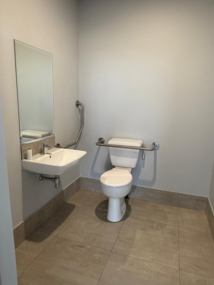 To Let Commercial Property for Rent in Airport Park Gauteng