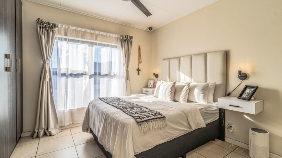 2 Bedroom Property for Sale in Greenstone Crest Gauteng