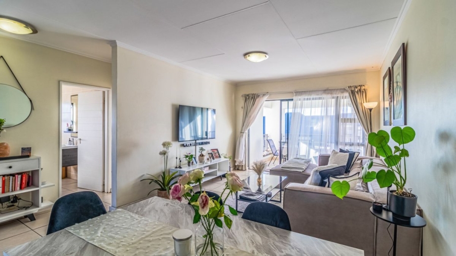 2 Bedroom Property for Sale in Greenstone Crest Gauteng