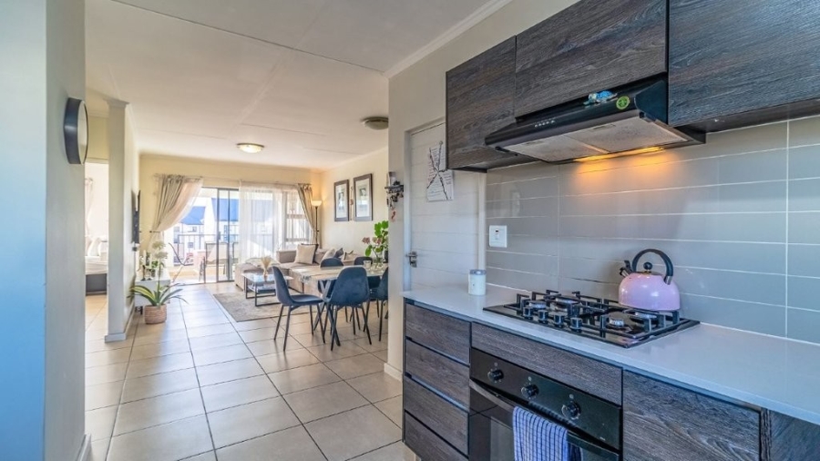 2 Bedroom Property for Sale in Greenstone Crest Gauteng