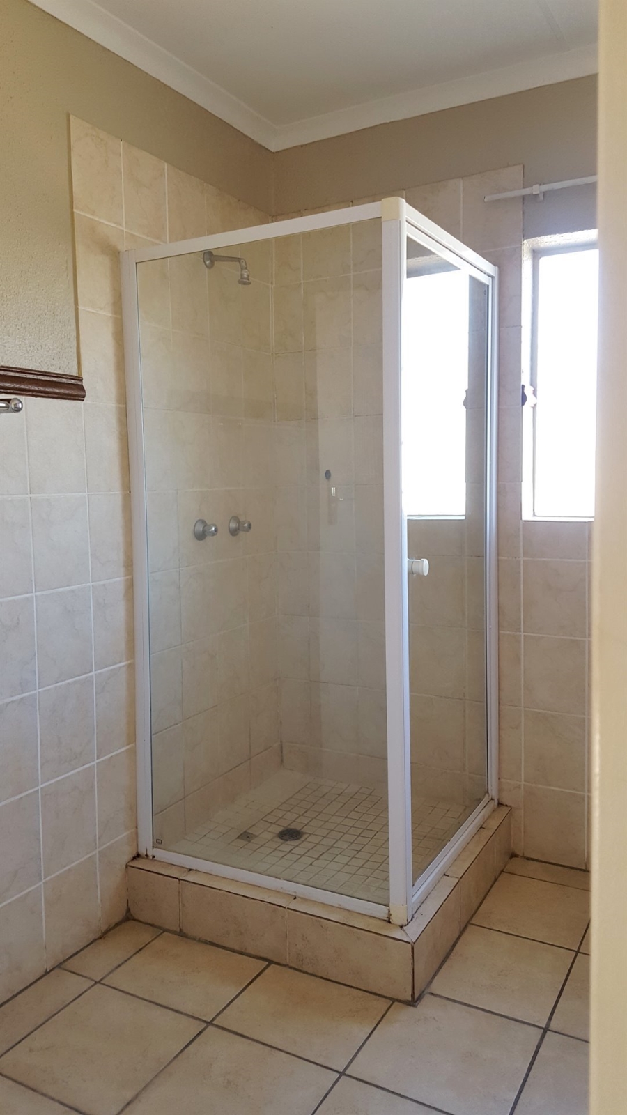 To Let 3 Bedroom Property for Rent in Annlin Gauteng