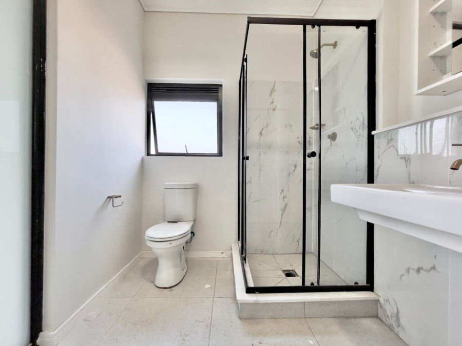 To Let 3 Bedroom Property for Rent in Waterfall Gauteng