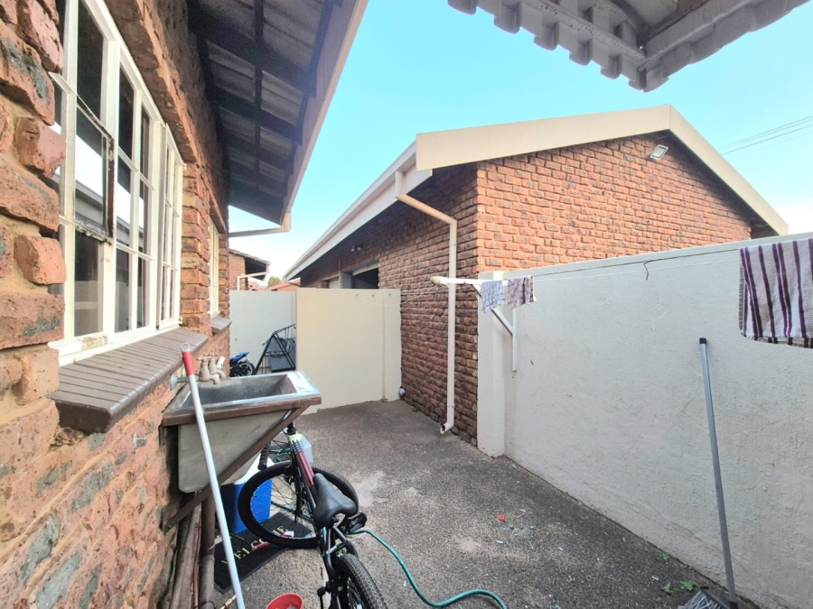 3 Bedroom Property for Sale in Elardus Park Gauteng