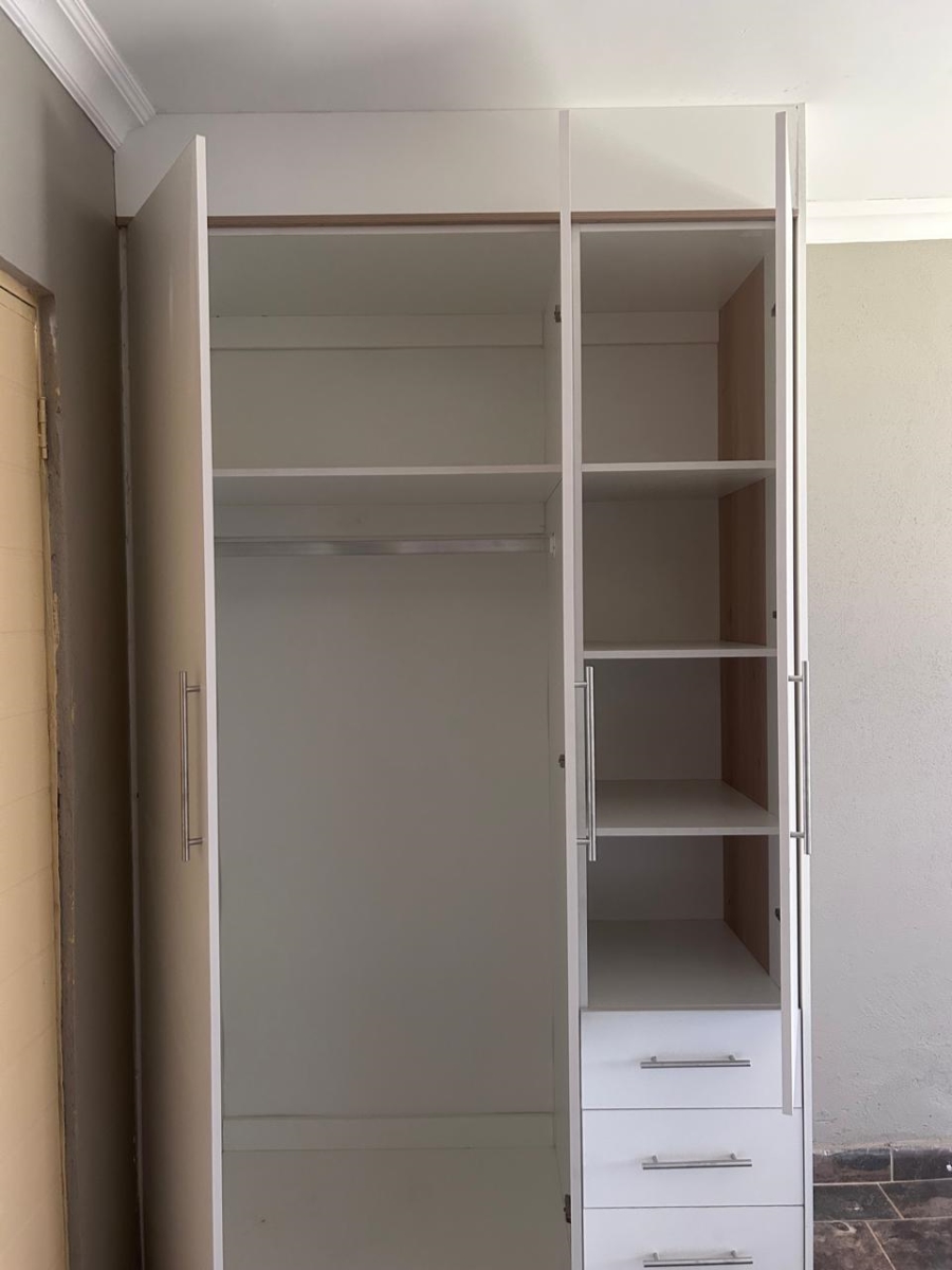 To Let 2 Bedroom Property for Rent in Heatherview Gauteng