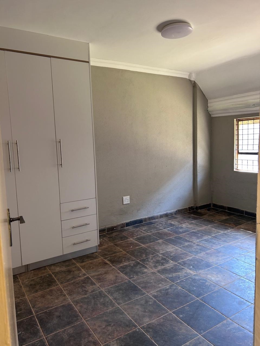 To Let 2 Bedroom Property for Rent in Heatherview Gauteng
