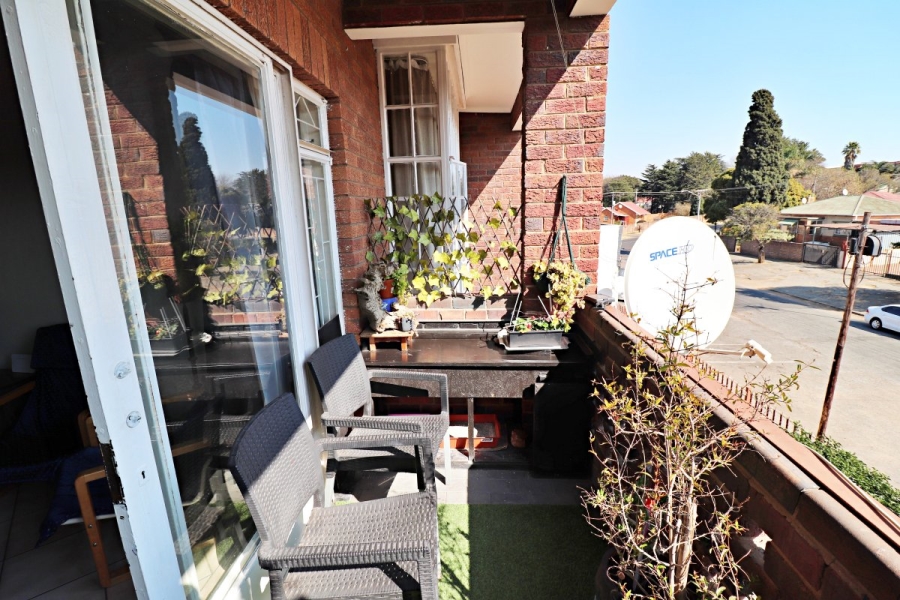 2 Bedroom Property for Sale in Symhurst Gauteng