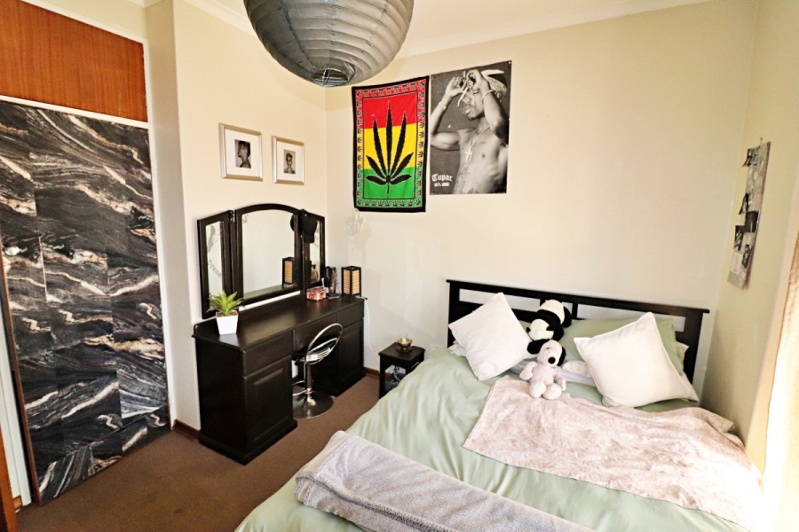 2 Bedroom Property for Sale in Symhurst Gauteng