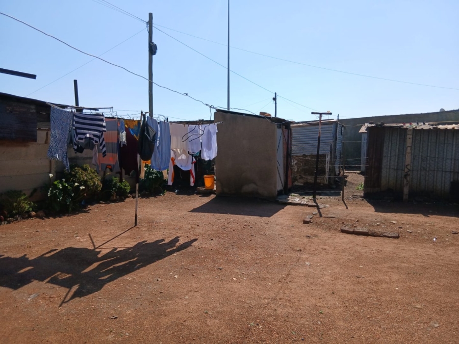 1 Bedroom Property for Sale in Katlehong South Gauteng