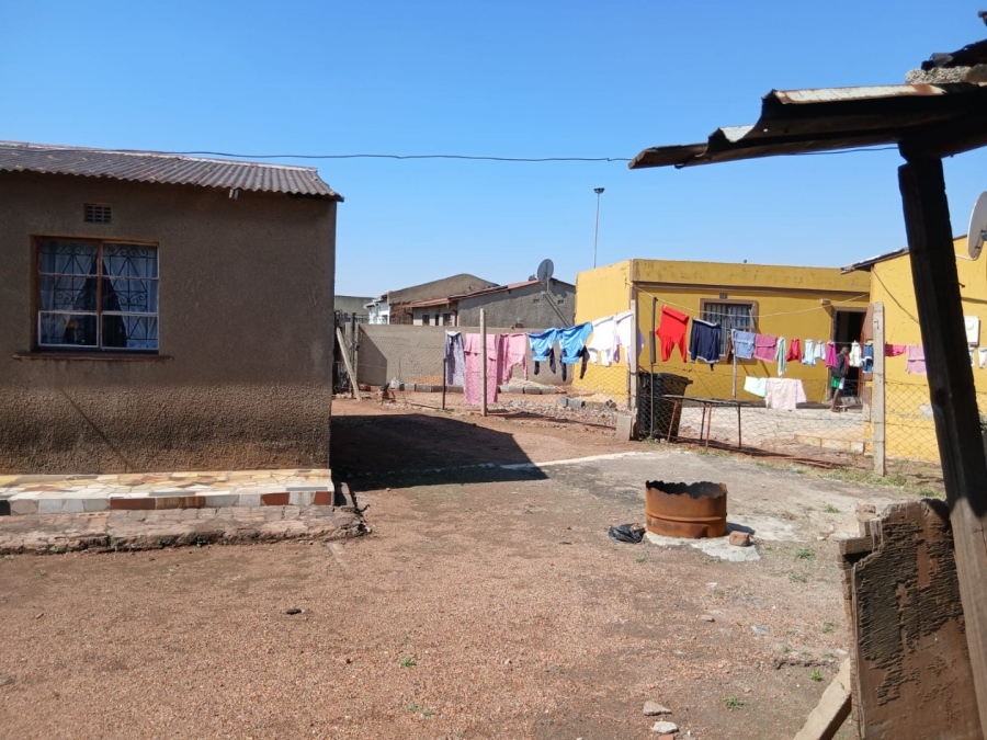 1 Bedroom Property for Sale in Katlehong South Gauteng