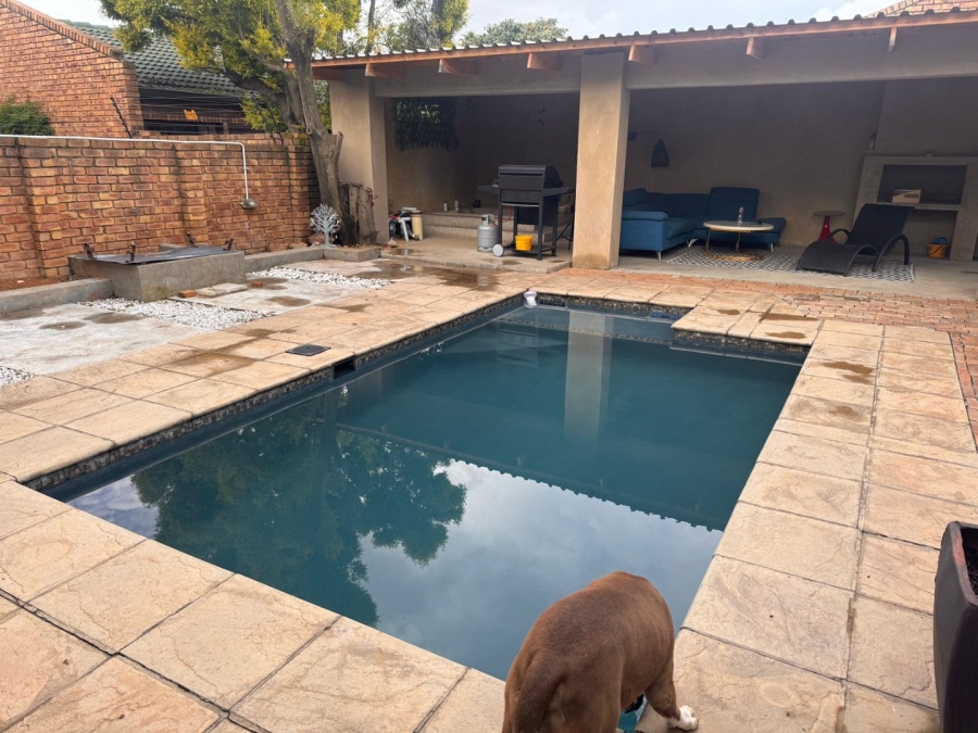 To Let 3 Bedroom Property for Rent in Bergbron Gauteng