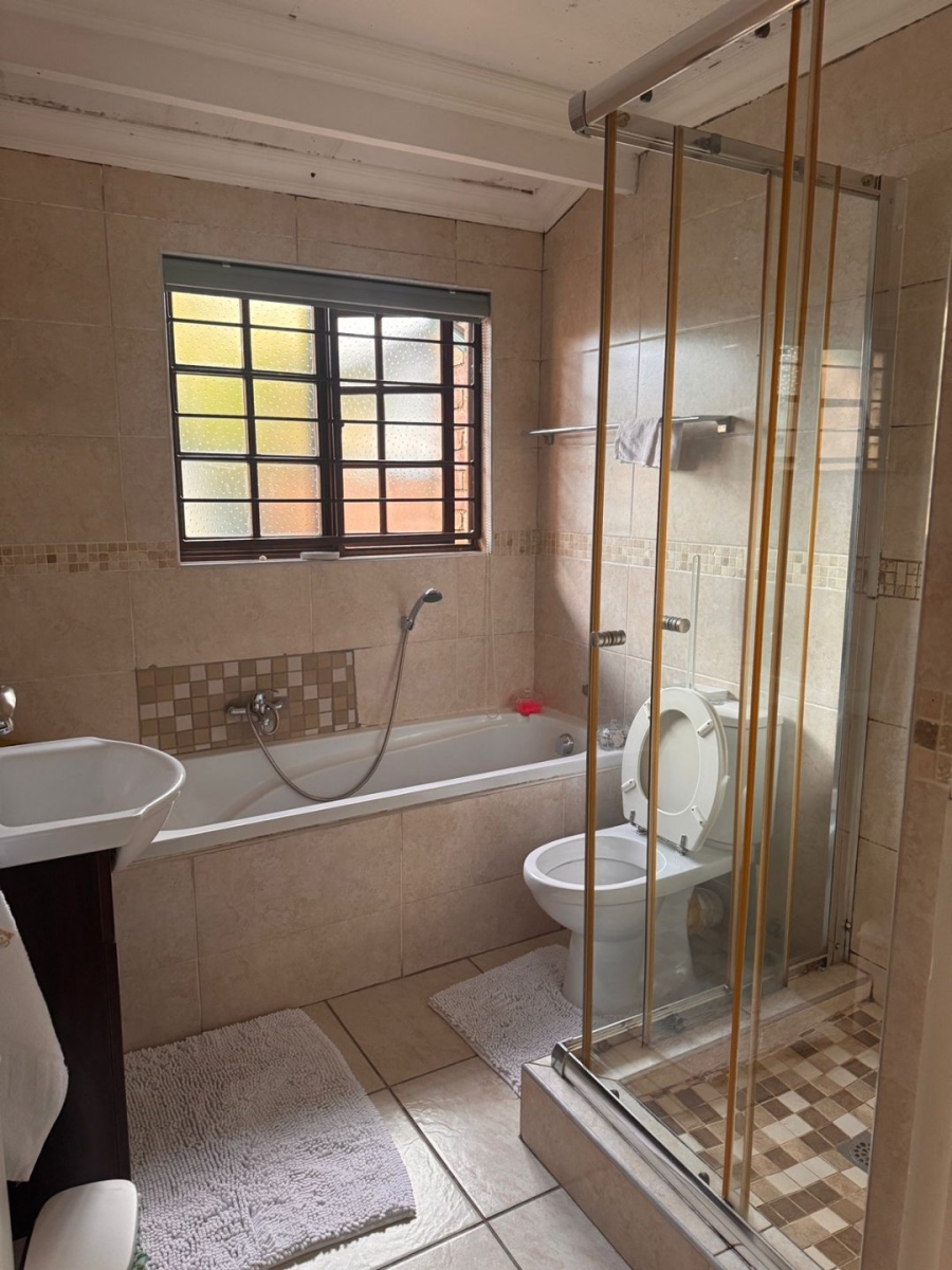 To Let 3 Bedroom Property for Rent in Bergbron Gauteng