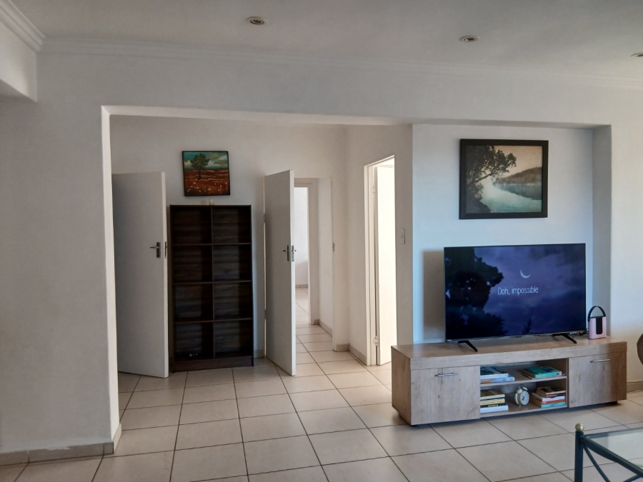 2 Bedroom Property for Sale in Illovo Gauteng
