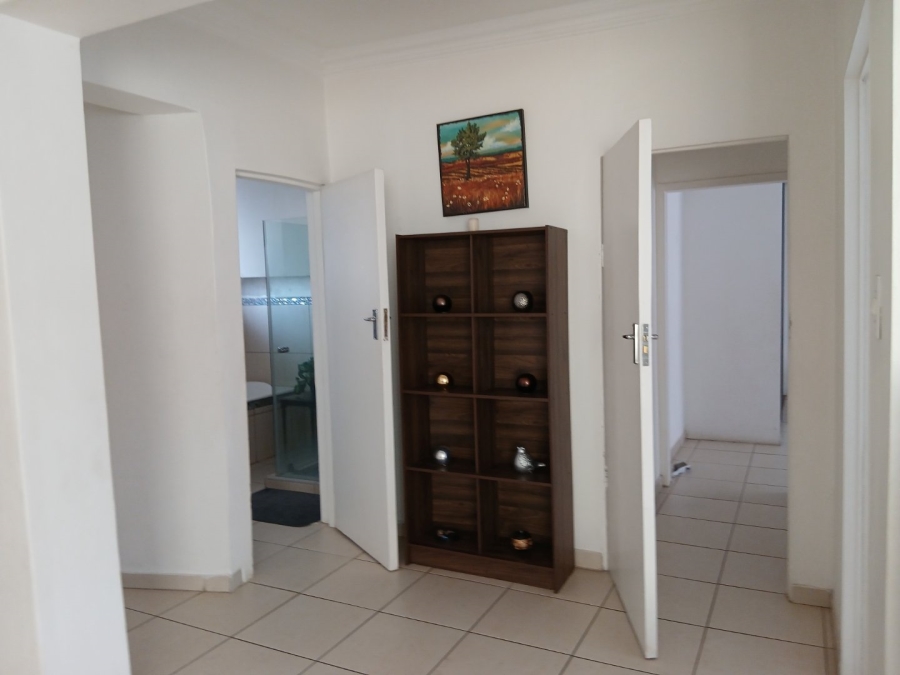 2 Bedroom Property for Sale in Illovo Gauteng