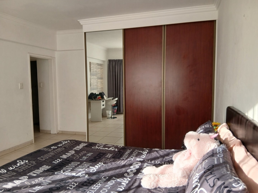 2 Bedroom Property for Sale in Illovo Gauteng