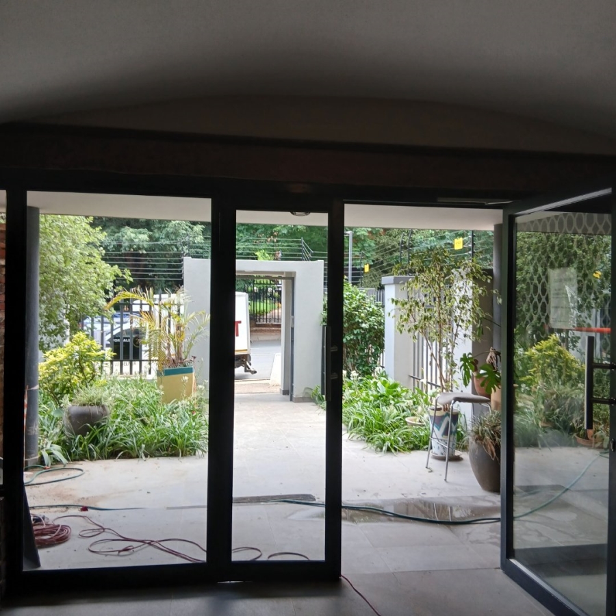 2 Bedroom Property for Sale in Illovo Gauteng