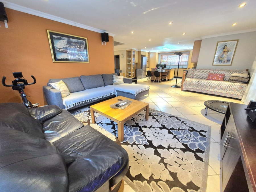 4 Bedroom Property for Sale in Mayfair West Gauteng